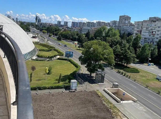 Reve Апартаменты